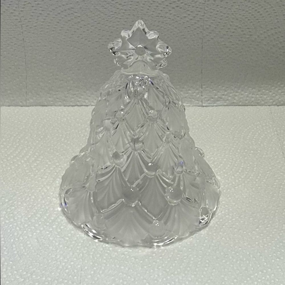 Mikasa Winter Dreams Bell Crystal Christmas Tree 5.5" Frosted Germany
